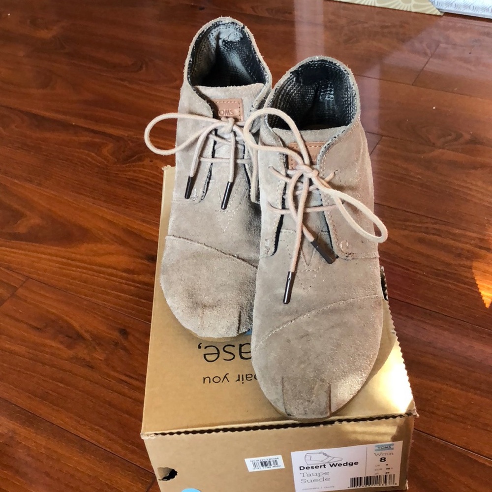 Desert Wedges